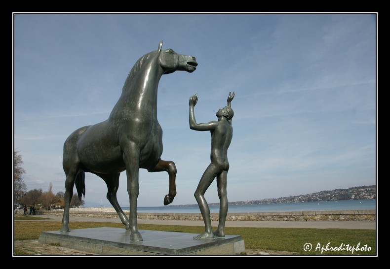 160 Statue  de l adolescent et son cheval au parc Perle du Lac 